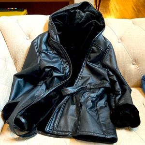 Ladies leather coat with hood. Fur lined